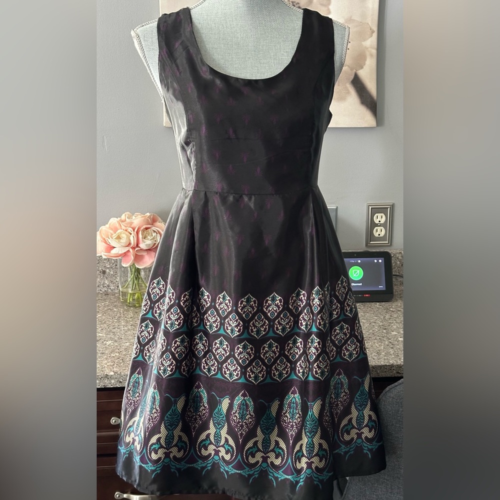 Emmelee Anthropologie Fit & Flare Dress Black dress purple & teal size small